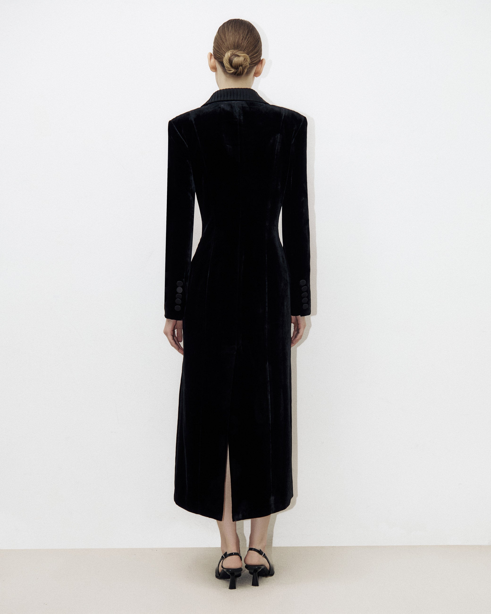 Velvet Coat with Mille-Feuille Collar and Bow